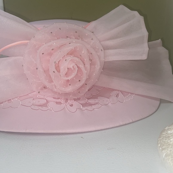Gorgeous Lt. Pink Church Dress Hat by Ben Marc - Picture 11 of 11